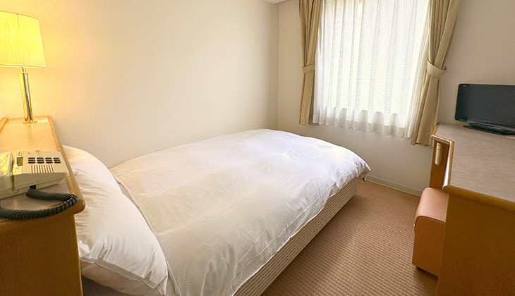 セミダブルルーム